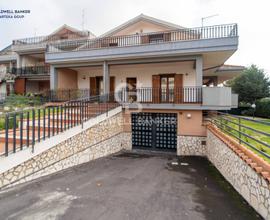 Villa - Aci Sant'Antonio