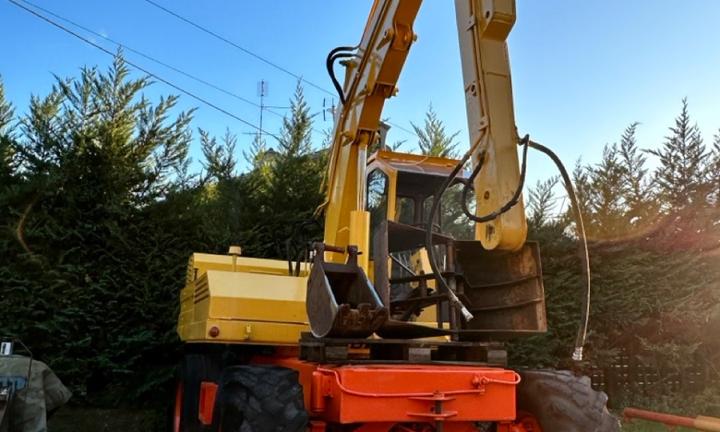 Ragno vaschieri semovente Carica tronchi letame