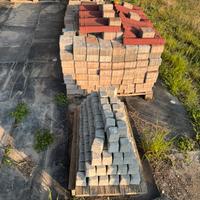 Mattoni in pietra e tuffo