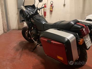 GUZZI  V75 - CC 750 -  ANNO 1986 EURO 1800