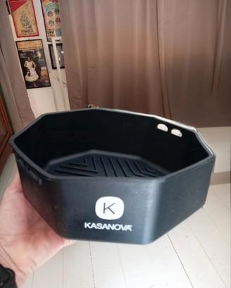 Contenitore nero in silicone. Kasanova 