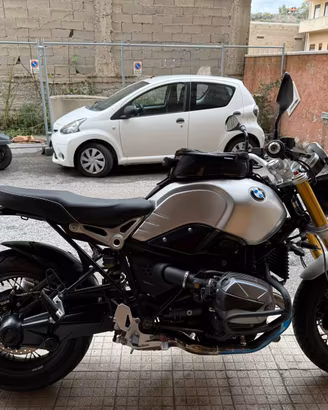 BMW R NINE T OPTION 719 (Prezzo Trattabile)