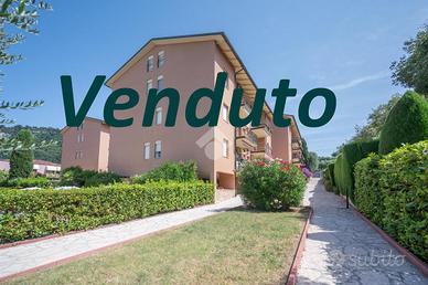2 LOCALI A BARDOLINO