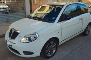Lancia Ypsilon 1.3 multijet 75cv elle
