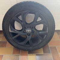 cerchi 18 toyota C-HR originali con gomma termica