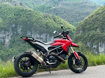 Ducati Hyperstrada 821