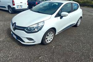 Renault Clio dCi 8V 75 CV 5 porte Moschino Intens