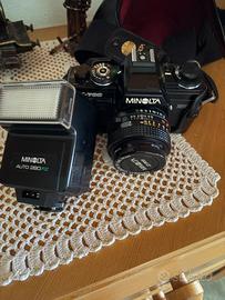 MACCHINA FOTOGRAFICA MINOLTA 700