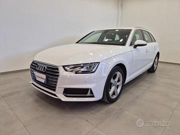 Audi A4 Avant 30 2.0 tdi Business 122cv s-tronic -