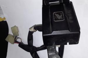 Porta fusibili completo honda transalp 600 anno 99