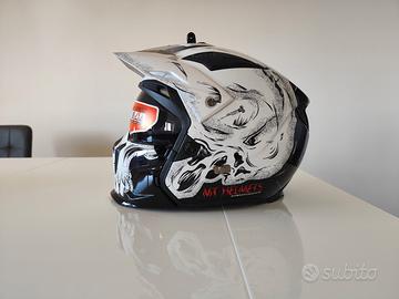 casco MT streetfighter 