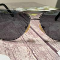 Occhiali da sole Polaroid modello Aviator Silver