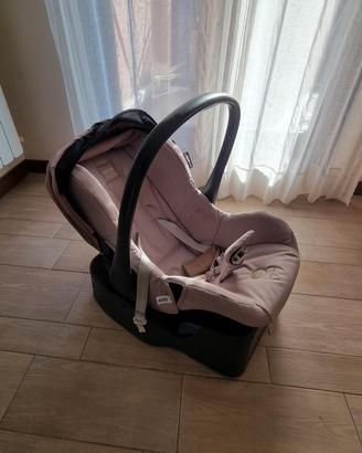 OVETTO CON SUPPORTO PER  AUTO