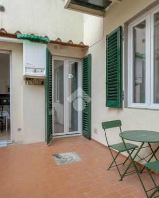 4 LOCALI A FIRENZE