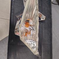 FRECCIA ANTERIORE DESTRA YAMAHA T MAX 500 2008