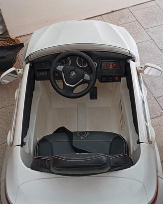 macchina elettrica modello BMW 