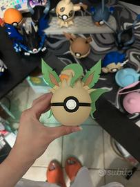 Pokéball Pokémon Leafeon
