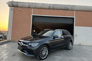 Mercedes-Benz glc 220 d premium AMG 2021
