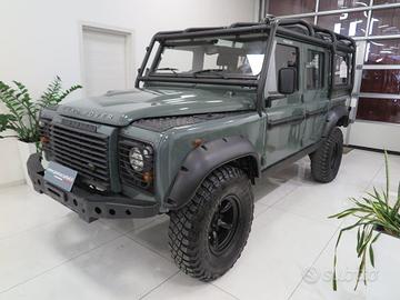 LAND ROVER Defender 110 2.4 TD4 Station Wagon Au