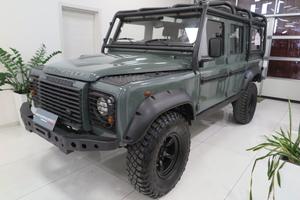 LAND ROVER Defender 110 2.4 TD4 Station Wagon Au
