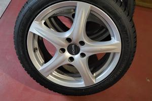 Dunlop Winter Sport 225/45 17 "+ cerchi RONAL