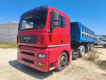Trattore Man 480 completo rimorchio