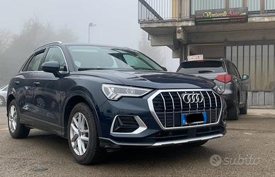 Audi Q3 benzina business advance-150 cv auto-full-