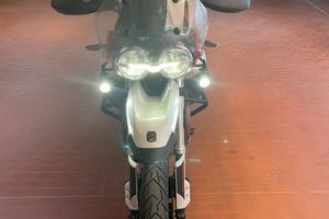 Moto guzzi V85TT