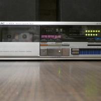 TEAC V-400X con DBX, cassette deck, piastra,regist
