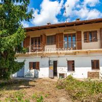 TORRAZZA PIEMONTE CASCINA CON TERRENO E TRAVATA