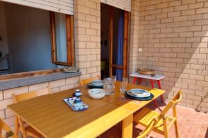 Comodo trilocale ampia terrazza a 200 m dal mare