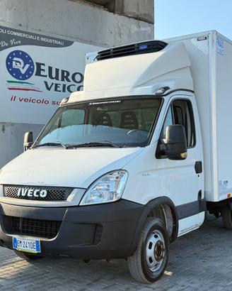 IVECO Daily 35C15 7 BANCALI CON PARATIA