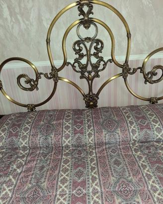 Letto in ottone satinato anni 70