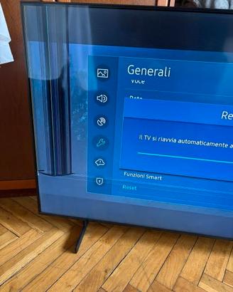 Samsung 55” 4K Smart TV UE55AU8070U schermo rotto