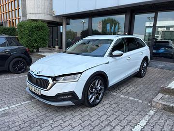 Škoda Octavia Wagon 2.0 tdi evo Scout 4x4 150...