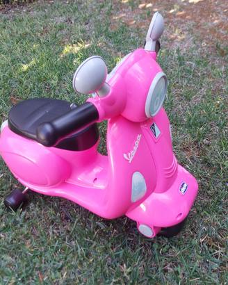 Vespa giocattolo rosa Chicco