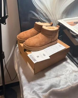 UGG Classic Ultra Mini