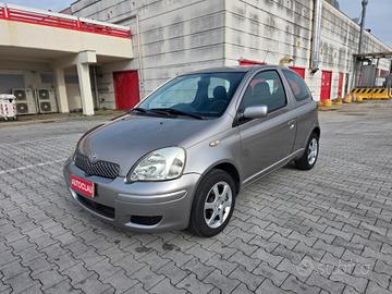 Toyota Yaris 1.0i 16V cat 3 porte Sol