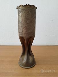 Bossolo militare in ottone decorato