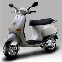 PIAGGIO VESPA 50 ET 2 RICAMBI