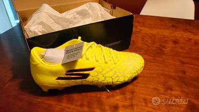 Due paia di scarpe da calcio numero 46