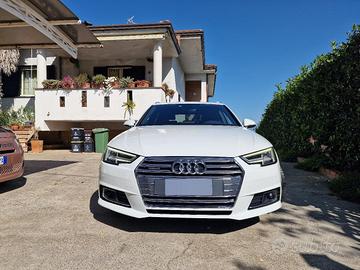 AUDI A4 Avant quattro S line S tronic