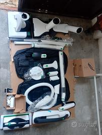 Folletto completa con Robot