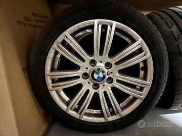 Cerchio in lega BMW con pneumatico