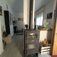 Casa singola terra tetto accostata