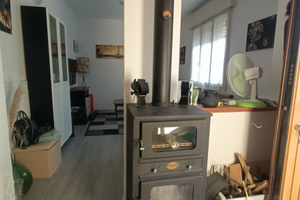 Casa singola terra tetto accostata