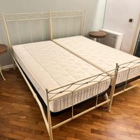Letto e comodino