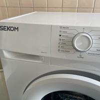 Lavatrice praticamente nuova