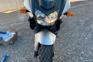 Moto kawasaki Z750 s