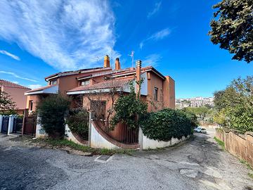 Villa Bifamiliare, Via del Molinello Termoli
